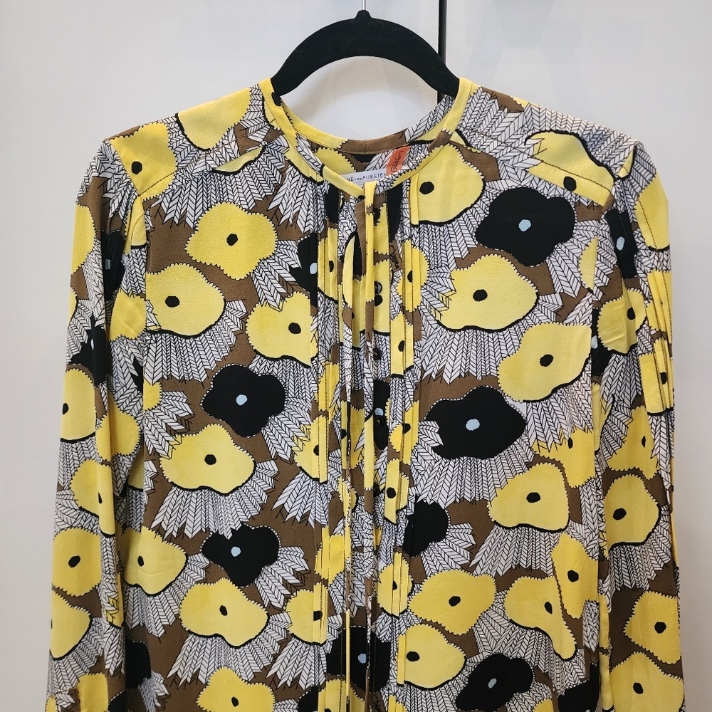 Diane Von Fursteberg Lily Silky Print Blouse, US Size 2